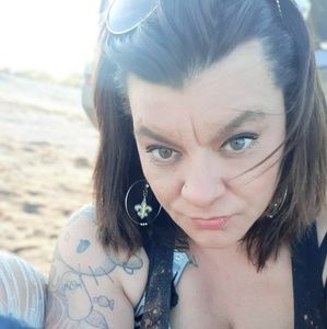 Meet your Posher, Brittney